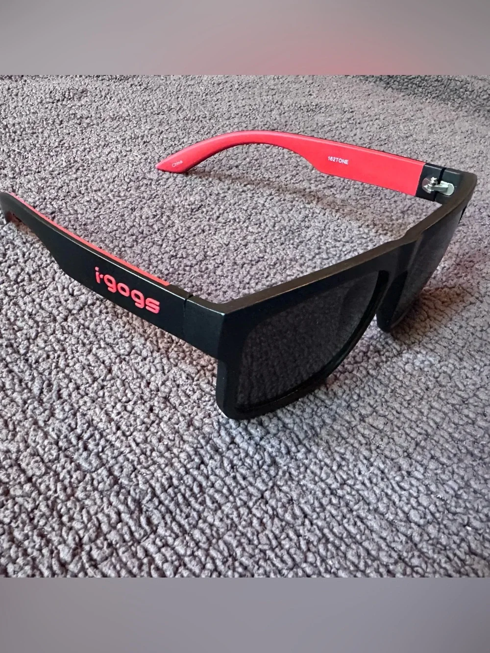 i-gogs 182TONE Sunglasses Black Red Rectangular Smoke Lens Sport Unisex